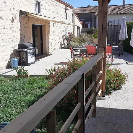 Les Galaines 3* Abzac (Charente)