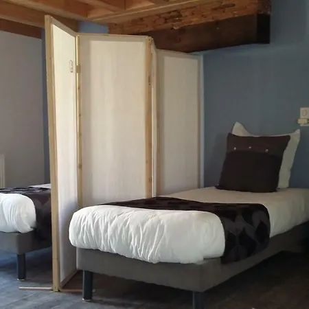 Nocleg ze śniadaniem Les Galaines 3*