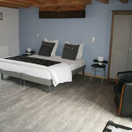 לינה וארוחת בוקר Les Galaines Abzac (Charente)