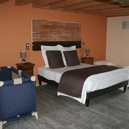 Les Galaines 3* Abzac (Charente)