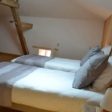 Nocleg ze śniadaniem Les Galaines 3*