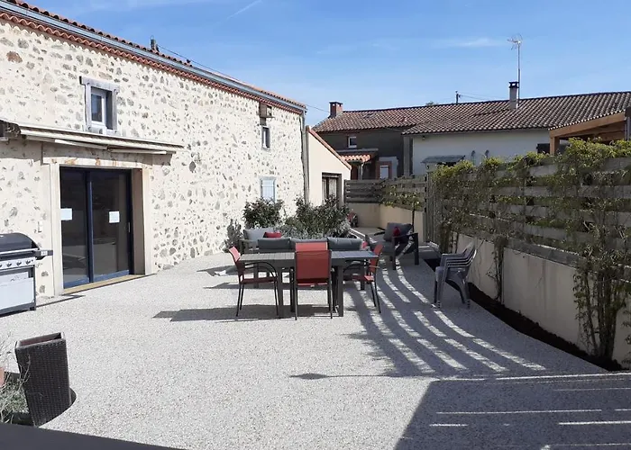 Les Galaines Abzac (Charente)