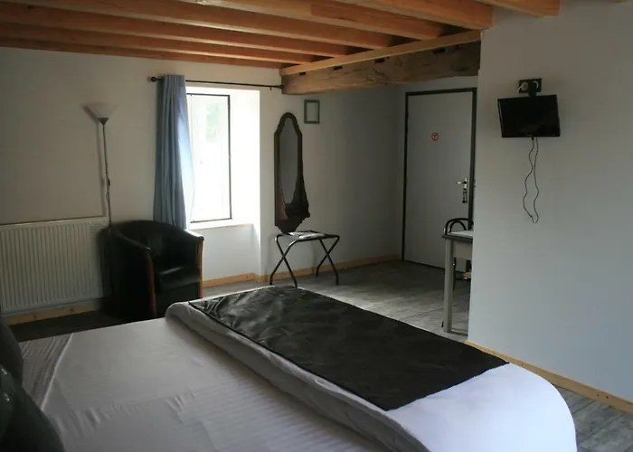 Les Galaines 3* Abzac (Charente)